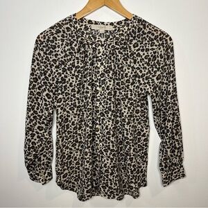 LOFT LEOPARD POLYESTER LONG SLEEVE BUTTON UP BLOUSE- SIZE XS petite